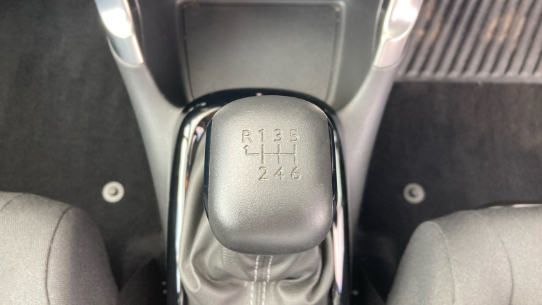 Citroen C3 Aircross 1.2 PureTech 110 Shine 5dr Petrol Hatchback